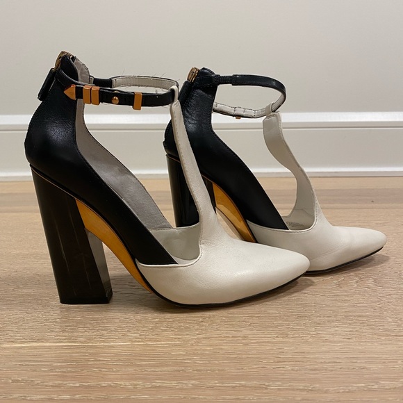 NWOT Black and white leather heels size 35.5 - Picture 2 of 11